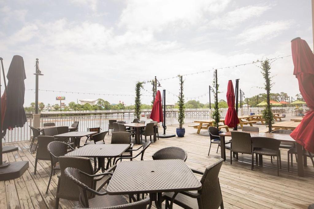 A Shore Thing At Laketown Wharf #1904 By Nautical Properties Panama City Beach Kültér fotó